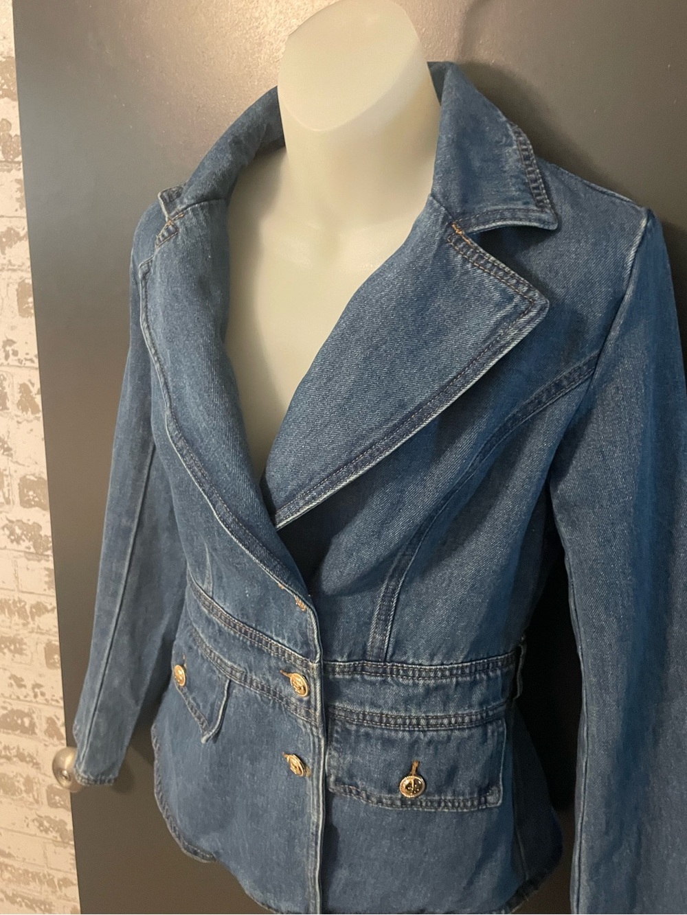 Tailored Denim Peplum Jacket Gold Button Hourglass Blazer Size S - Picture 3 of 9